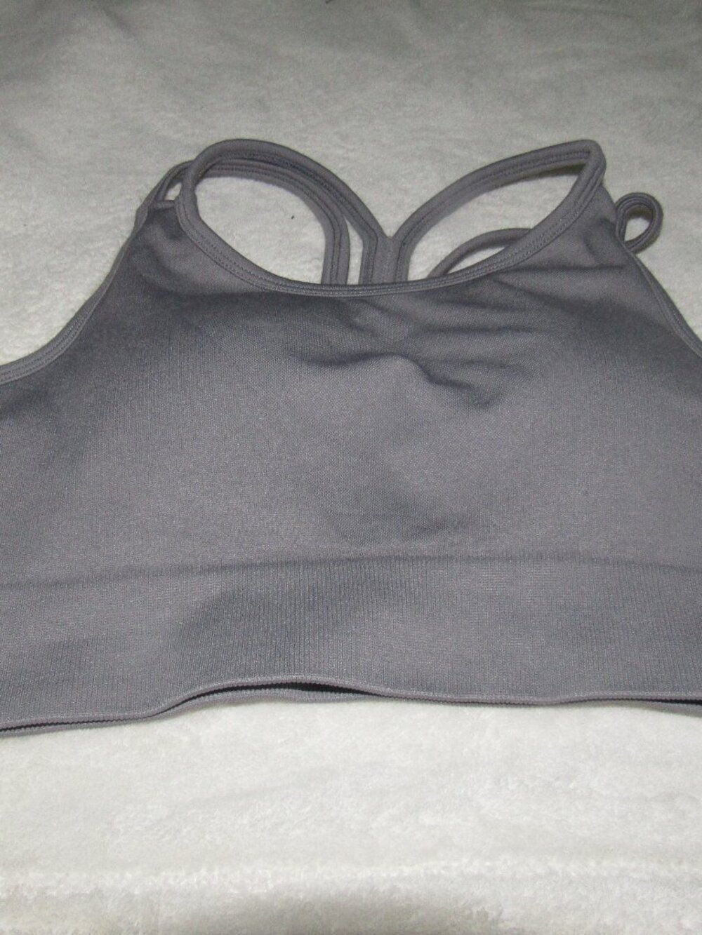 Yogalicious Seamless Sports Bra  Gray  Size Medium USED
